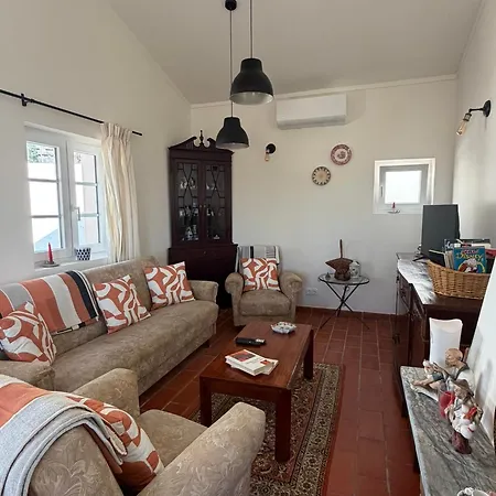 Casa Do Riacho بيت للعطل Constância